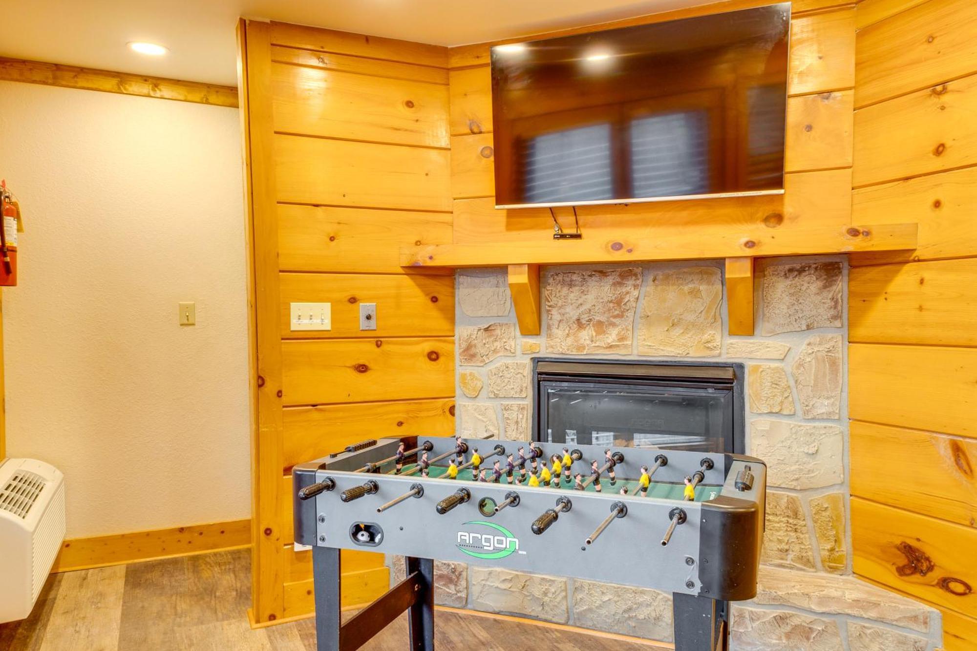 Pigeon Forge Resort Studio Cabin On Dollywood Ln! Ngoại thất bức ảnh
