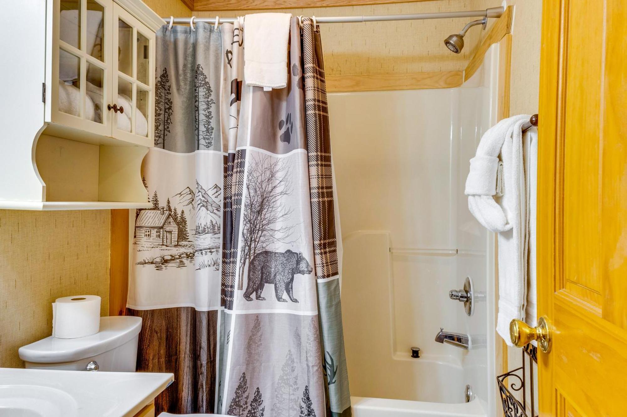 Pigeon Forge Resort Studio Cabin On Dollywood Ln! Ngoại thất bức ảnh